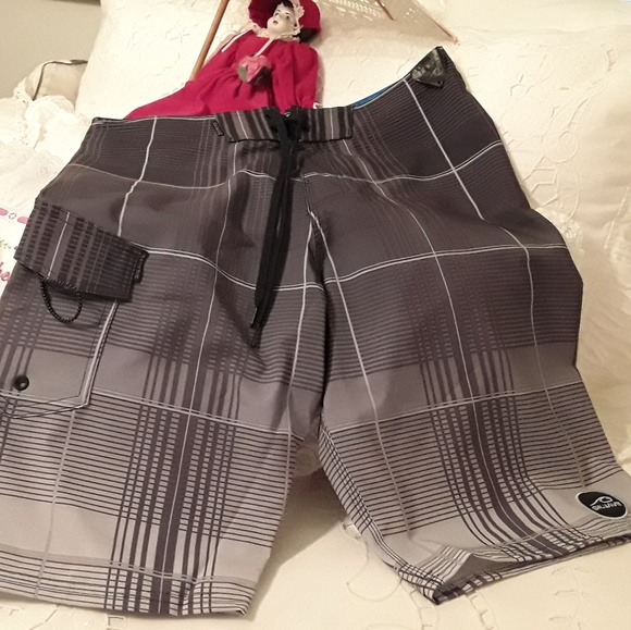 NWTAGS SILWAVE HIGH PERFORMANCE BROAD SHORTS 28X21 - Picture 3 of 8